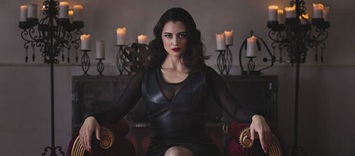 Mistress Bella Lugosi