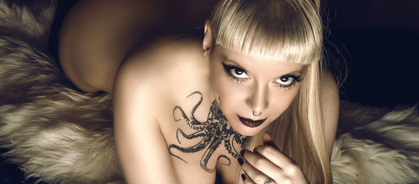 Bizarrlady Annabel Schöngott